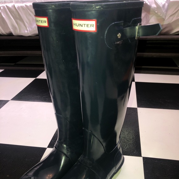 Authentic Navy Blue Hunter boots - Picture 6 of 7